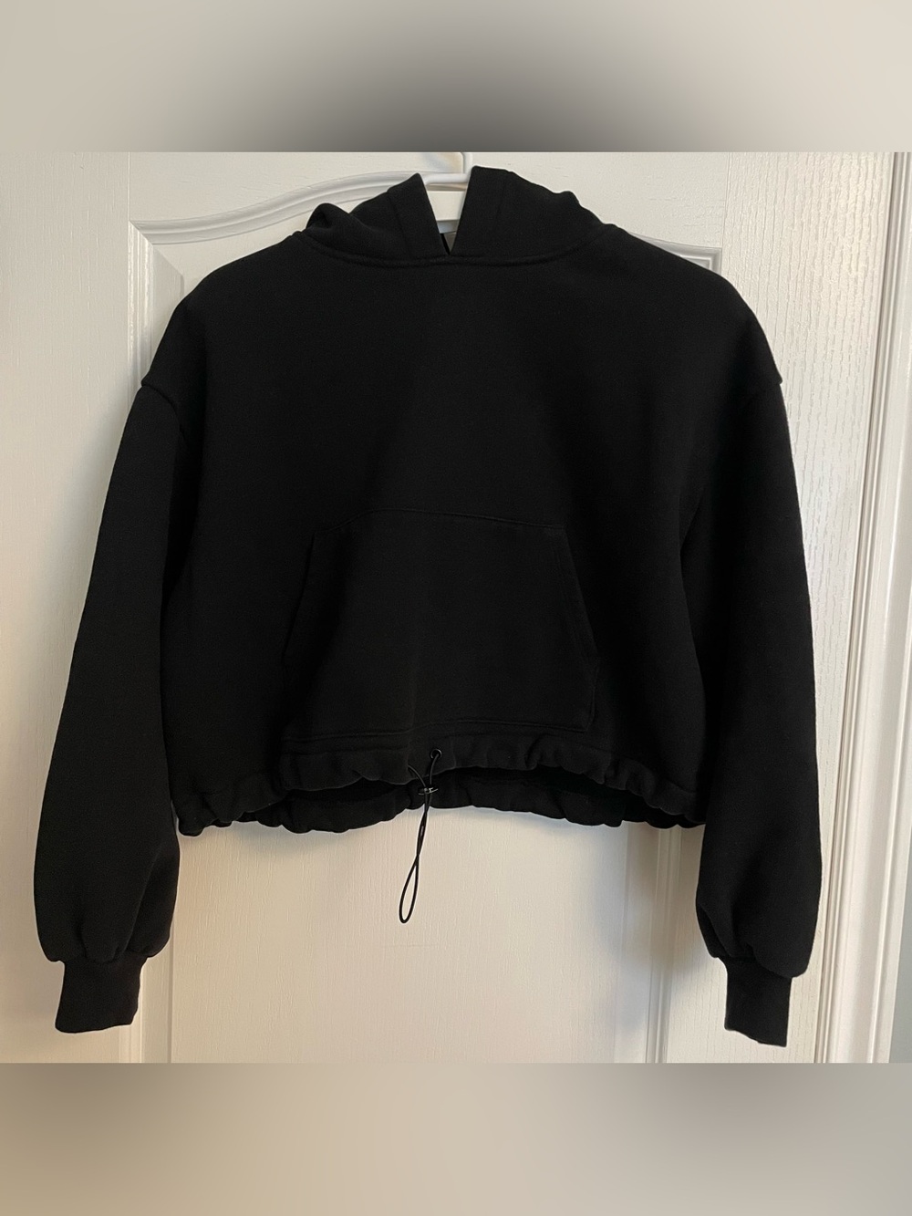 Oak + Fort Black Cropped Hoodie